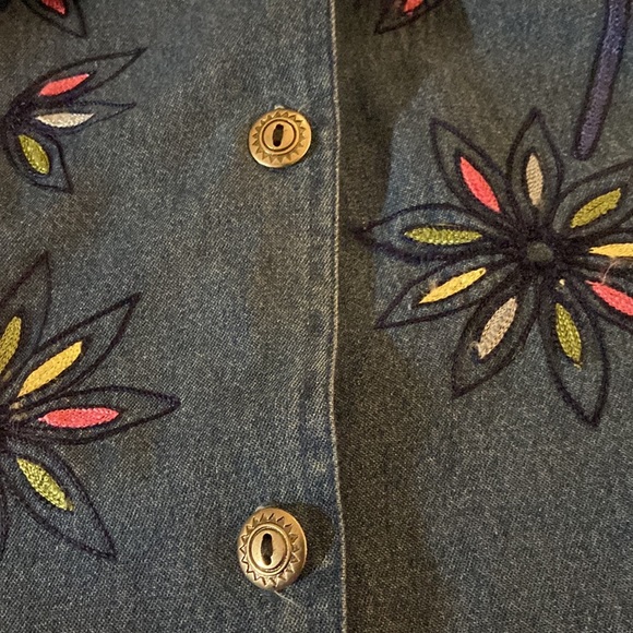 Vintage Studio Works Plus Size Embroidered Denim Jacket Size XL - Picture 9 of 9